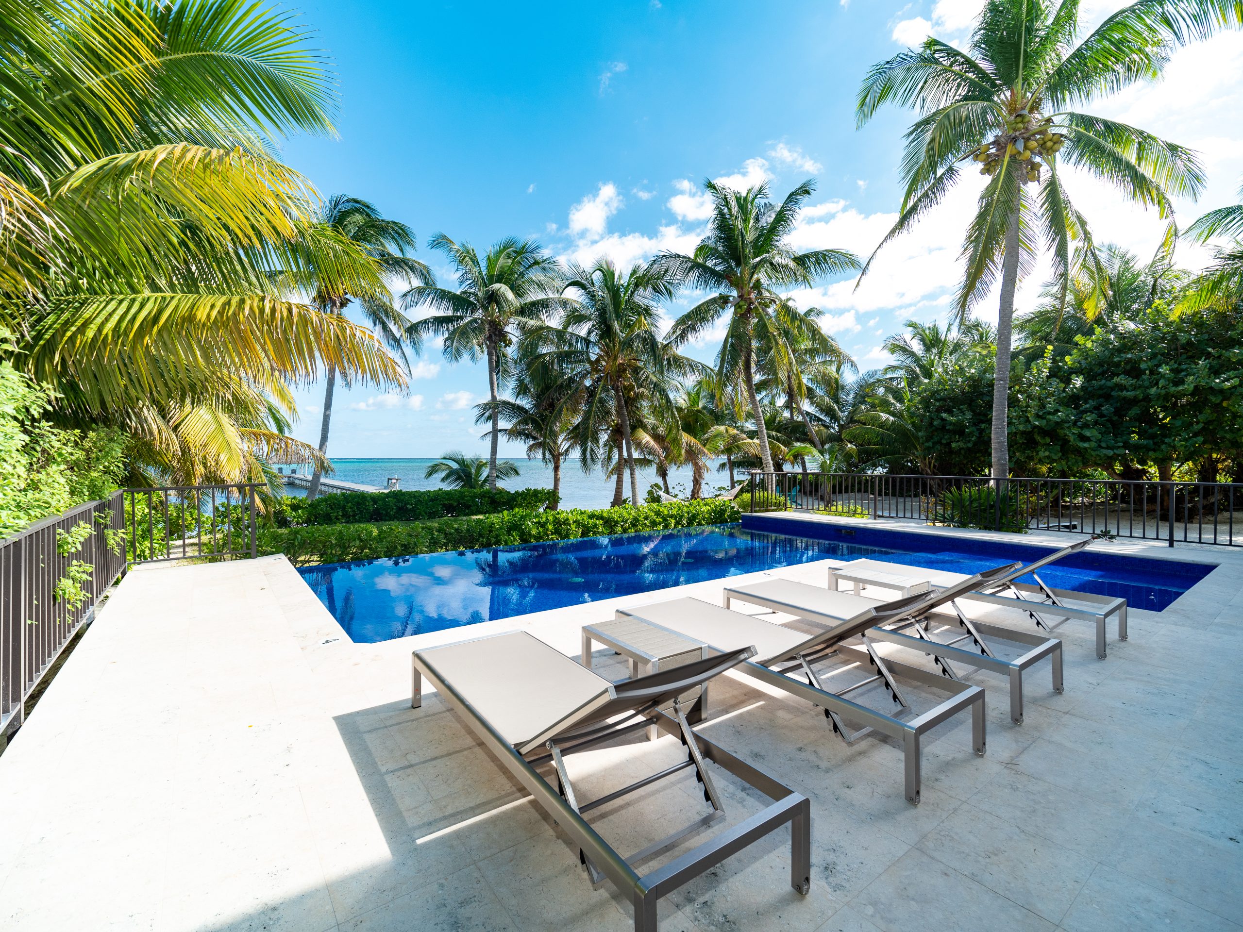 Belize Private Pool with Ocean Views and beach access